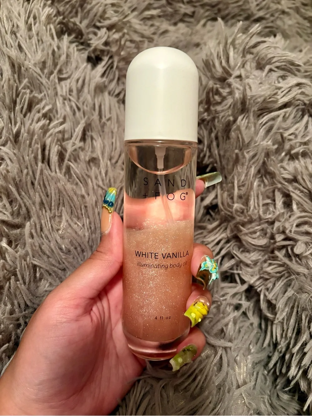 Sand + Fog White Vanilla Illuminating Body Oil - Shimmery Pink